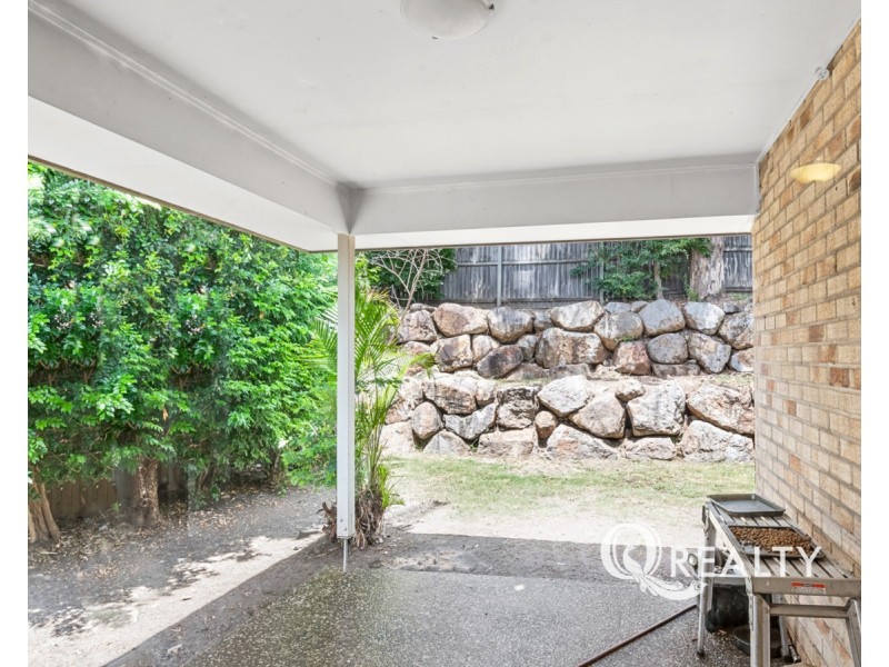 8 Scott Way, Redbank Plains QLD 4301