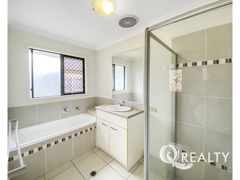 8 Scott Way, Redbank Plains QLD 4301