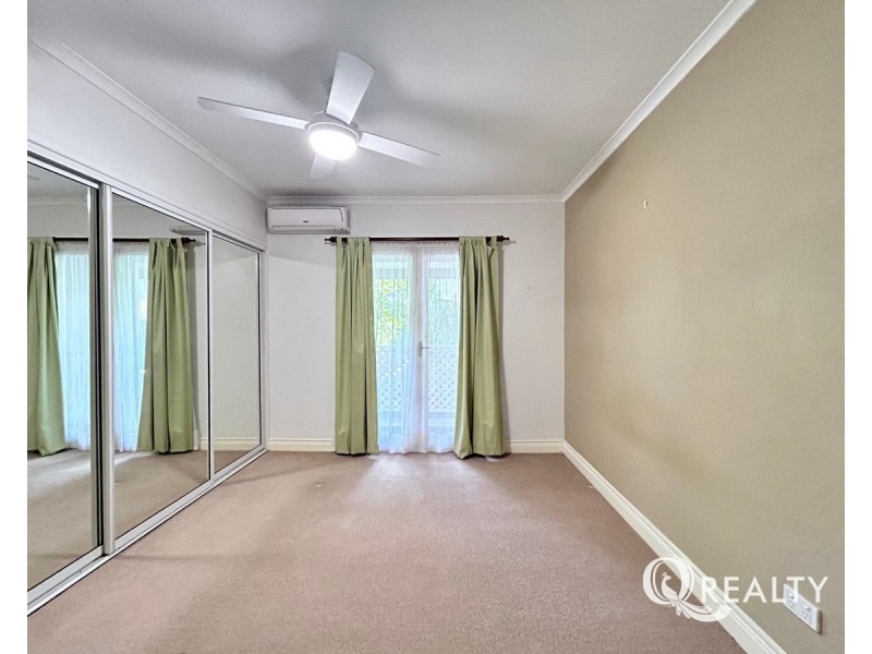 48 Rholanda Crescent, Springwood QLD 4127
