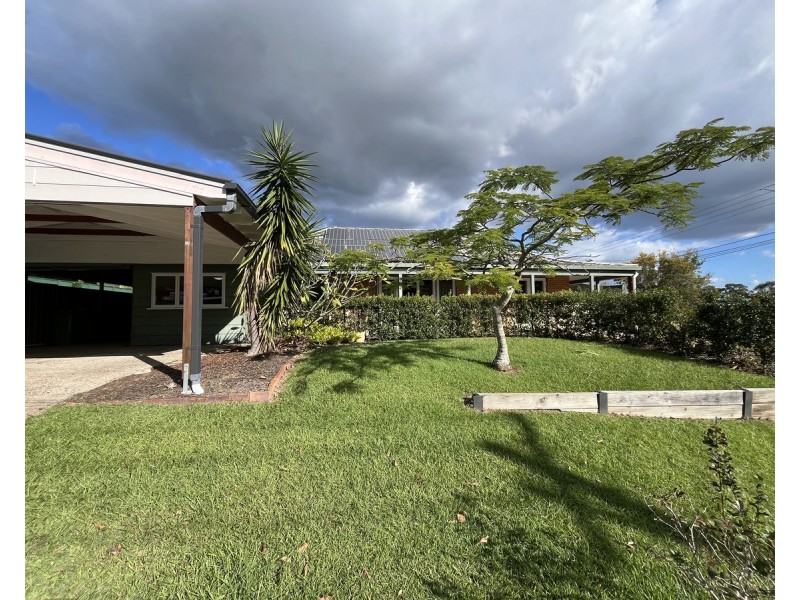 48 Rholanda Crescent, Springwood QLD 4127