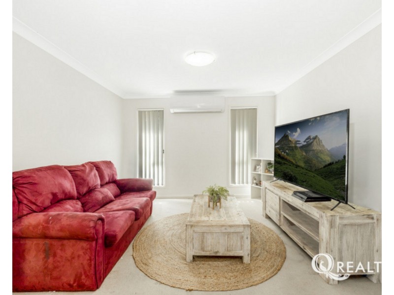 17 Finley Street, Gleneagle QLD 4285