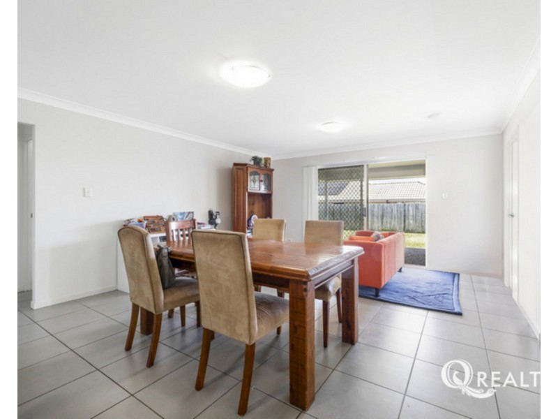 17 Finley Street, Gleneagle QLD 4285