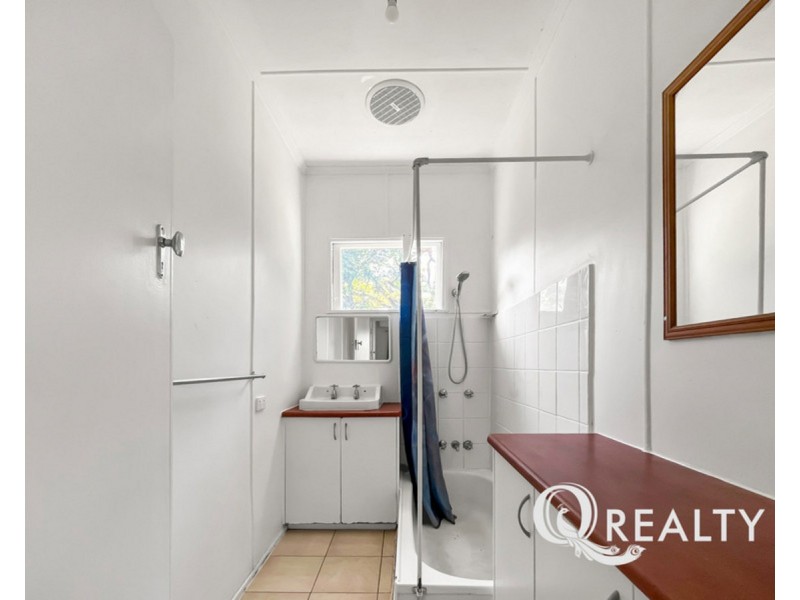 97 Whitehill Road, Eastern Heights QLD 4305