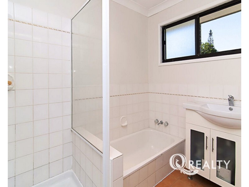 2 Wilga Street, Crestmead QLD 4132