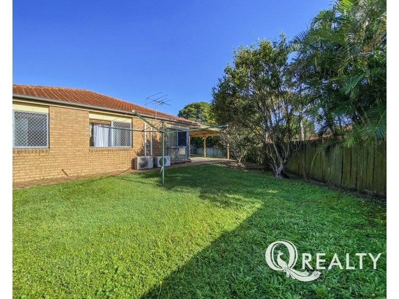.8 Janarde Place, Parkinson QLD 4115