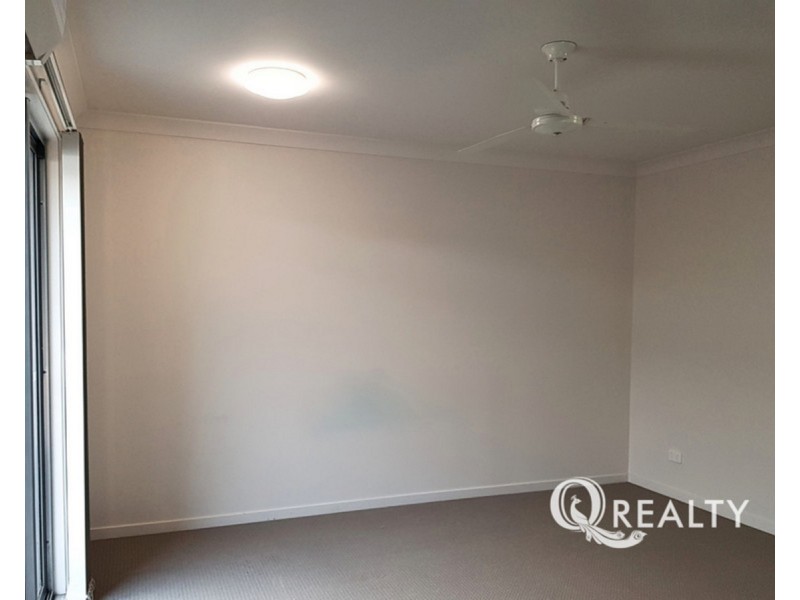 3/4 Burchill Street, Loganlea QLD 4131