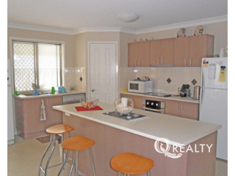 .4 Parkside Place, Forest Lake QLD 4078