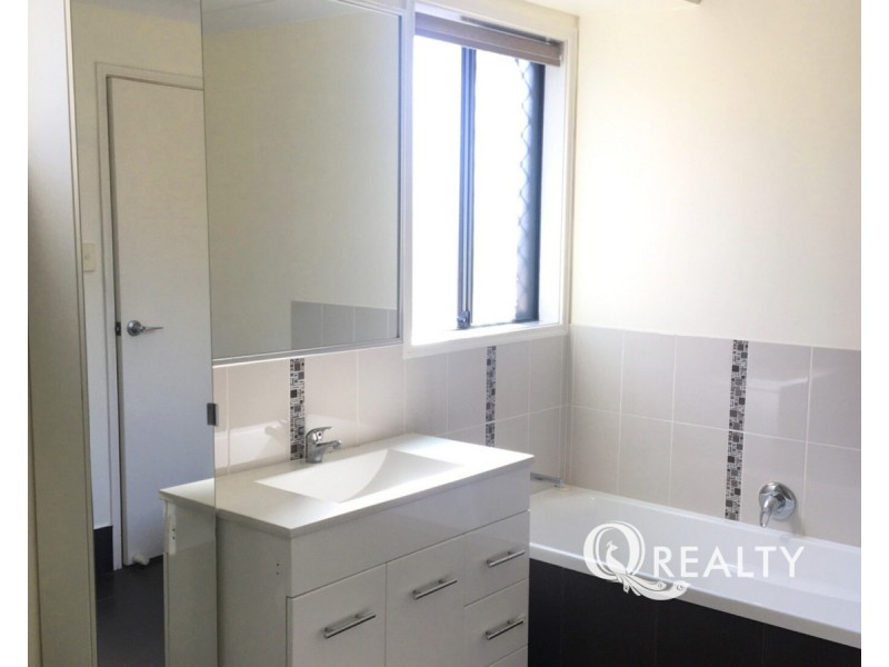 16 Airedale Court, Marsden QLD 4132