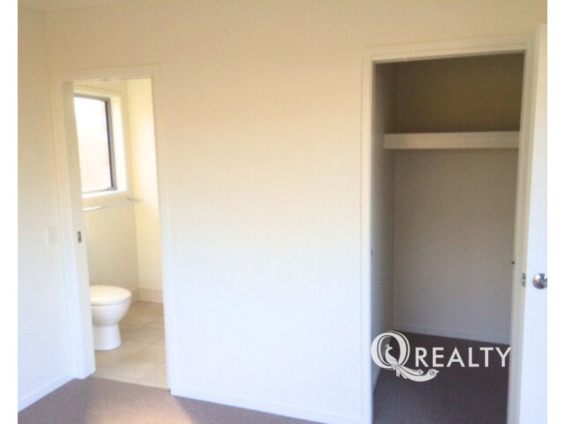 21 Hoop Pine Circuit, Coomera QLD 4209