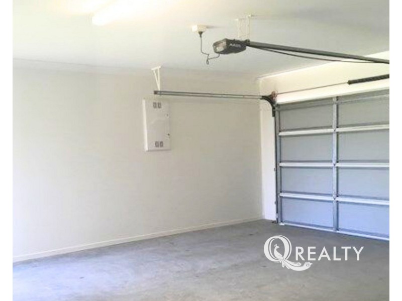 21 Hoop Pine Circuit, Coomera QLD 4209