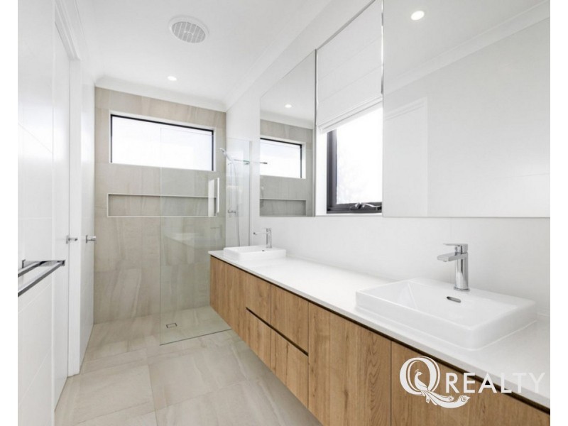 5 Coral Street, Pimpama QLD 4209