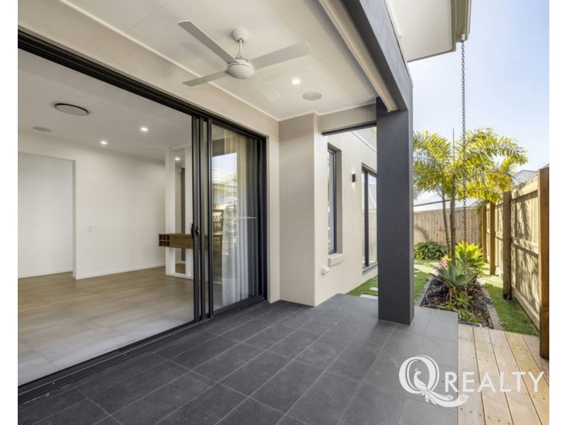 5 Coral Street, Pimpama QLD 4209