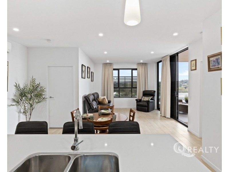 803/10 Norton Street, Upper Mount Gravatt QLD 4122