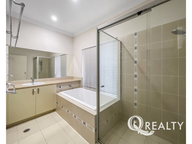 7 Devereaux Road, Boronia Heights QLD 4124