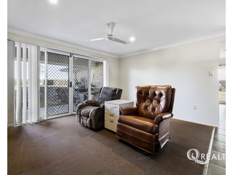 61 Oxford Street, North Booval QLD 4304
