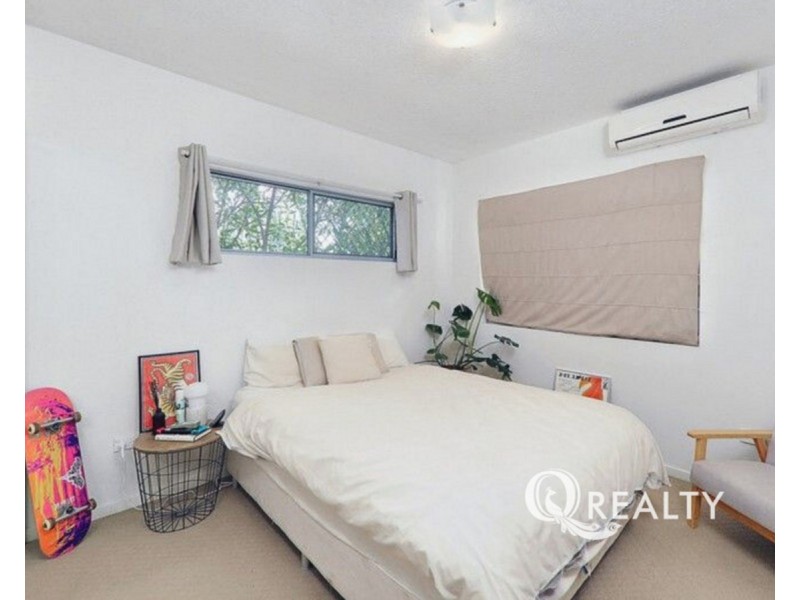 2/28 Adelaide Street, Carina QLD 4152