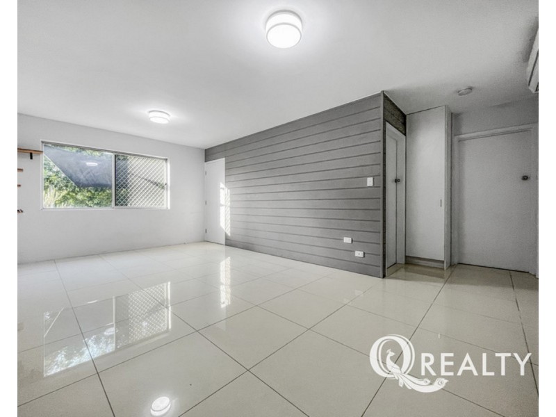 1/15 Barter Avenue, Holland Park West QLD 4121
