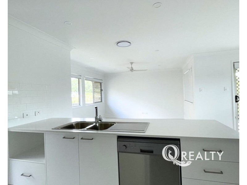 86 Lunar Circuit, Spring Mountain QLD 4124