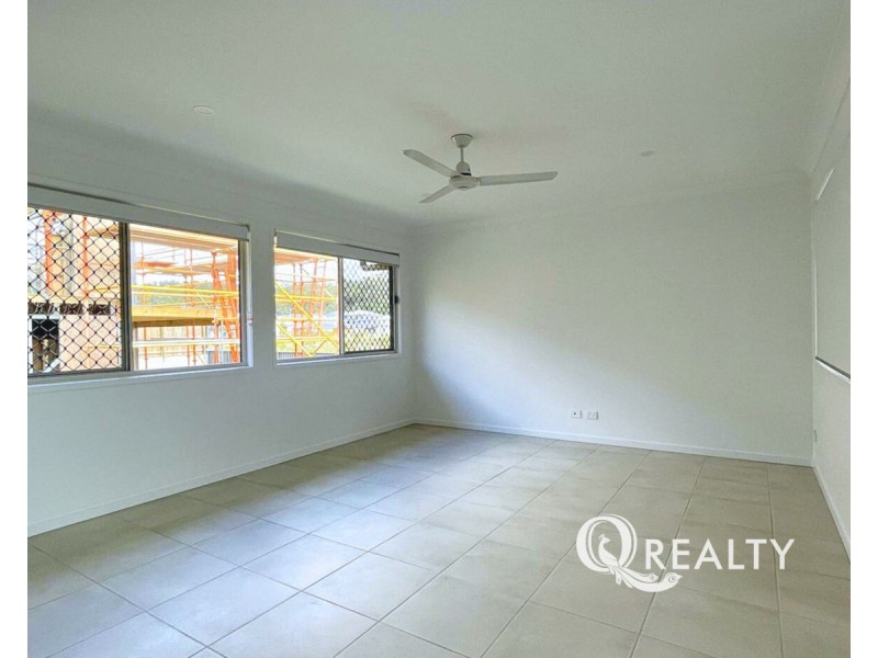 86 Lunar Circuit, Spring Mountain QLD 4124