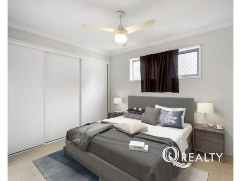 61 Creekside Drive, Springfield Lakes QLD 4300