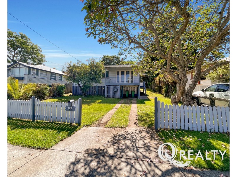 97 Whitehill Road, Eastern Heights QLD 4305