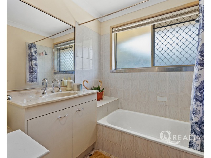 5/6 Peverell Street, Hillcrest QLD 4118