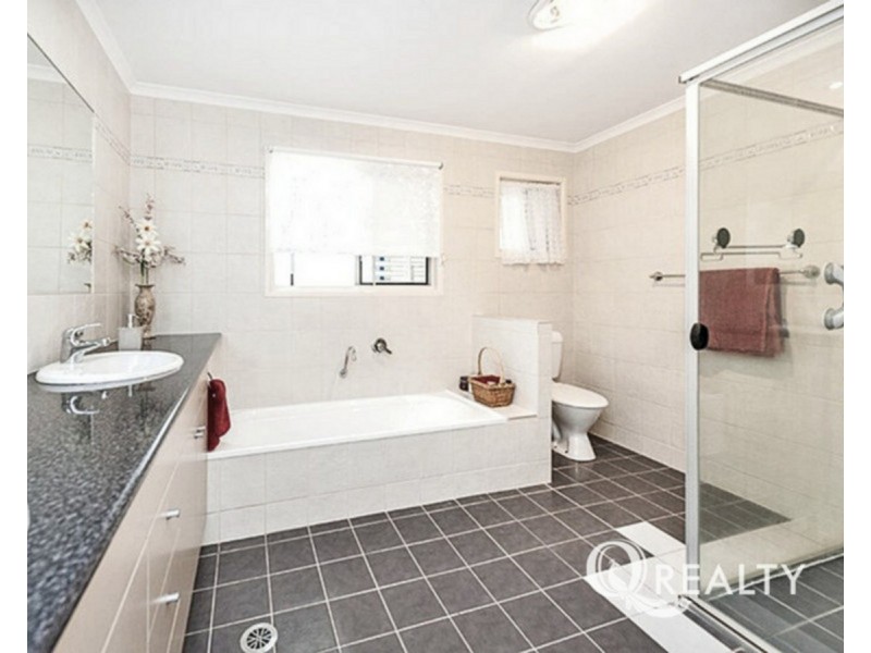 .67 Pauline Street, Marsden QLD 4132