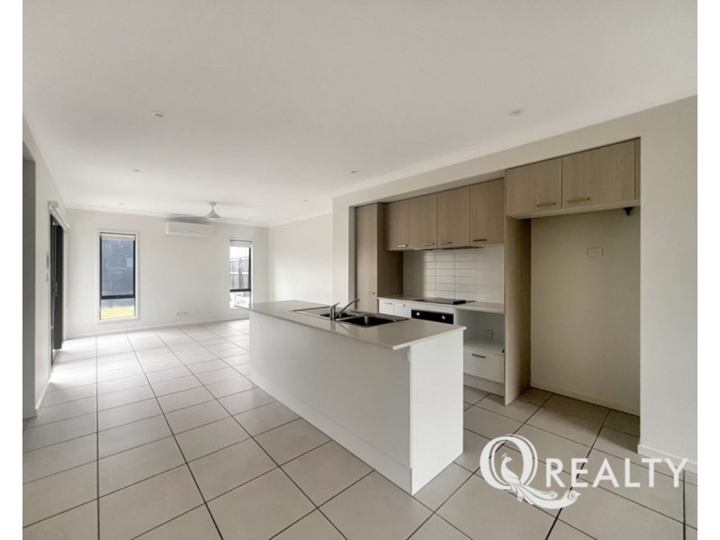 155 Spring Mountain Boulevard, Spring Mountain QLD 4124