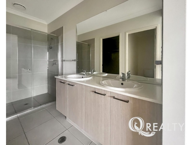 155 Spring Mountain Boulevard, Spring Mountain QLD 4124