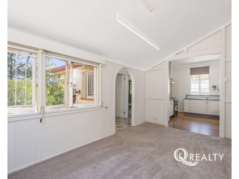 25 Bramston Terrace, Herston QLD 4006
