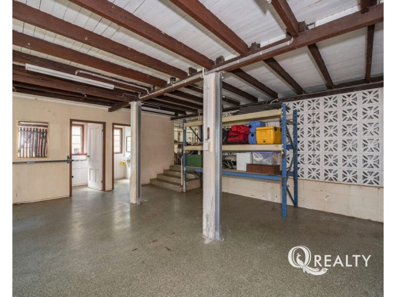 25 Bramston Terrace, Herston QLD 4006
