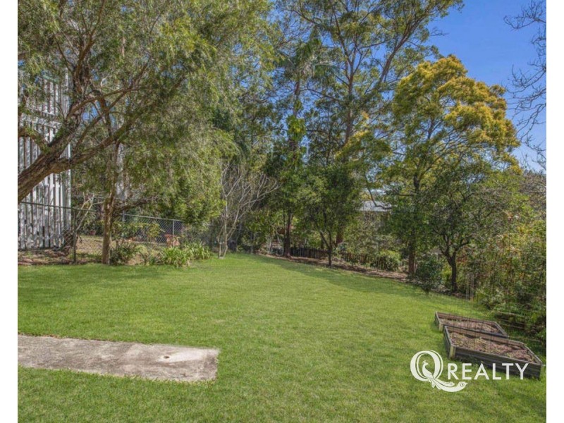 25 Bramston Terrace, Herston QLD 4006