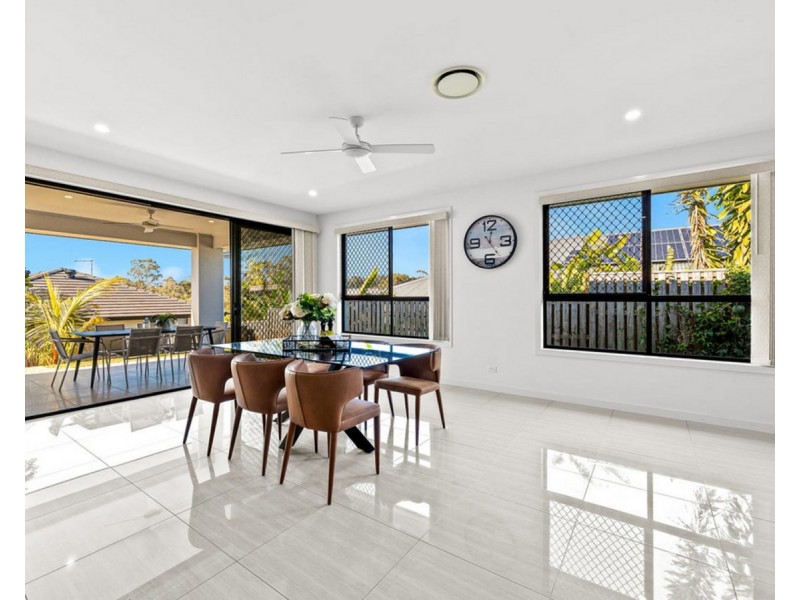 106 Kookaburra Circuit, Rochedale QLD 4123