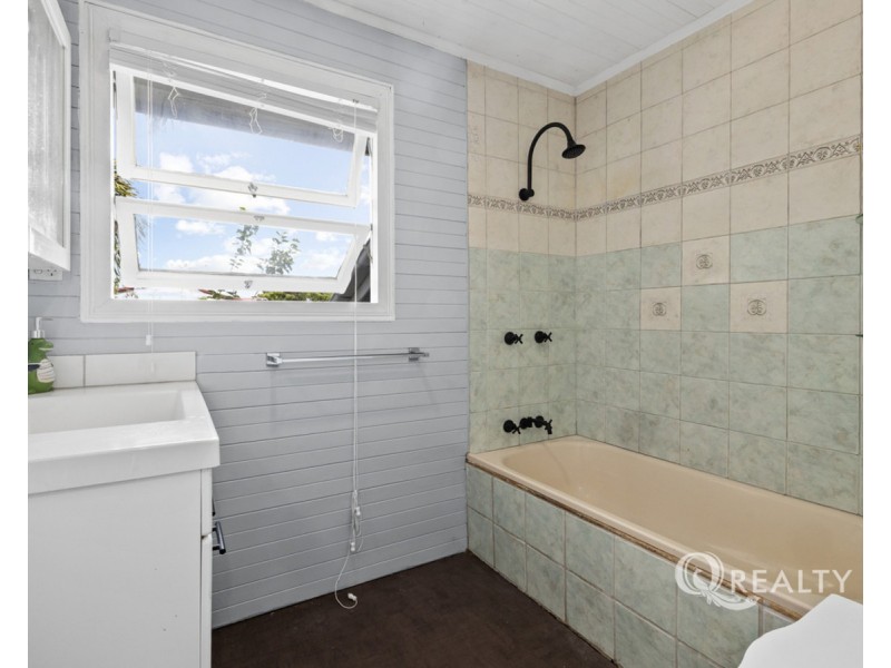 8 Sandeman Street, Acacia Ridge QLD 4110