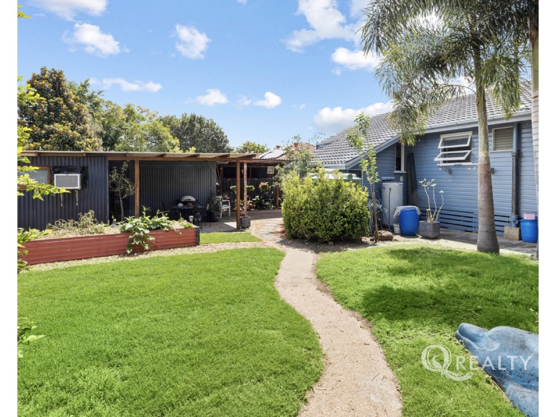 8 Sandeman Street, Acacia Ridge QLD 4110