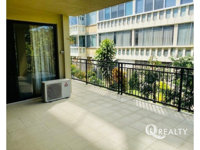 3/6 Burton Street, Indooroopilly QLD 4068