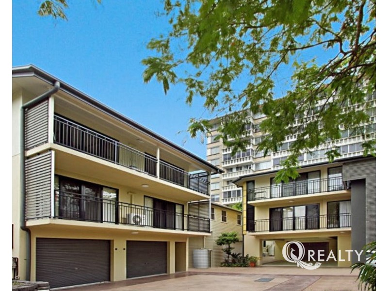 3/6 Burton Street, Indooroopilly QLD 4068