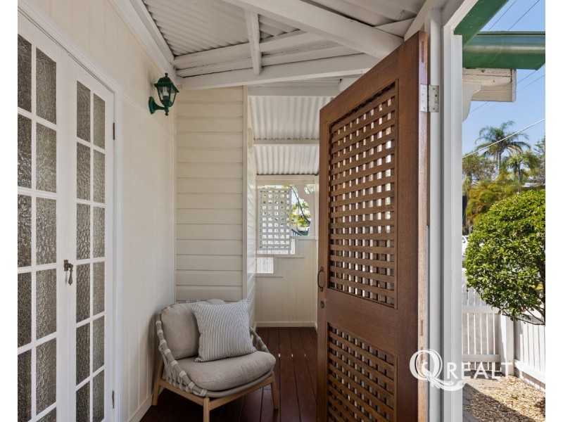 12 Cairns Street, East Brisbane QLD 4169
