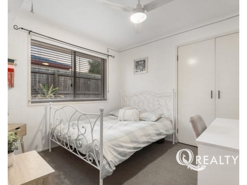 67 Federation Drive, Hillcrest QLD 4118