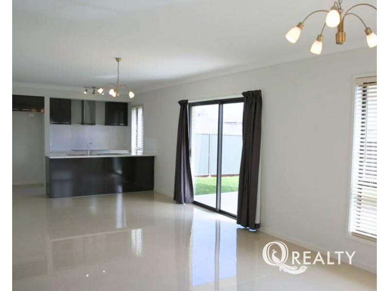 5 Adventurer Street, Kuraby QLD 4112