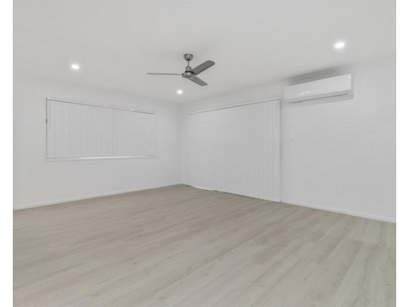 74 Bayswood Circuit, Redland Bay QLD 4165