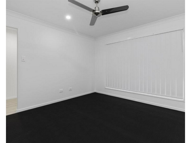 74 Bayswood Circuit, Redland Bay QLD 4165