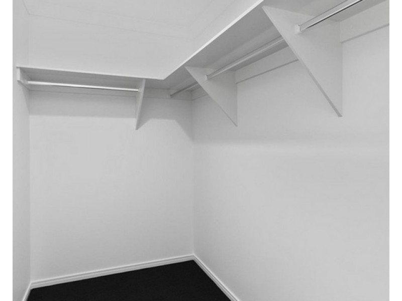 74 Bayswood Circuit, Redland Bay QLD 4165