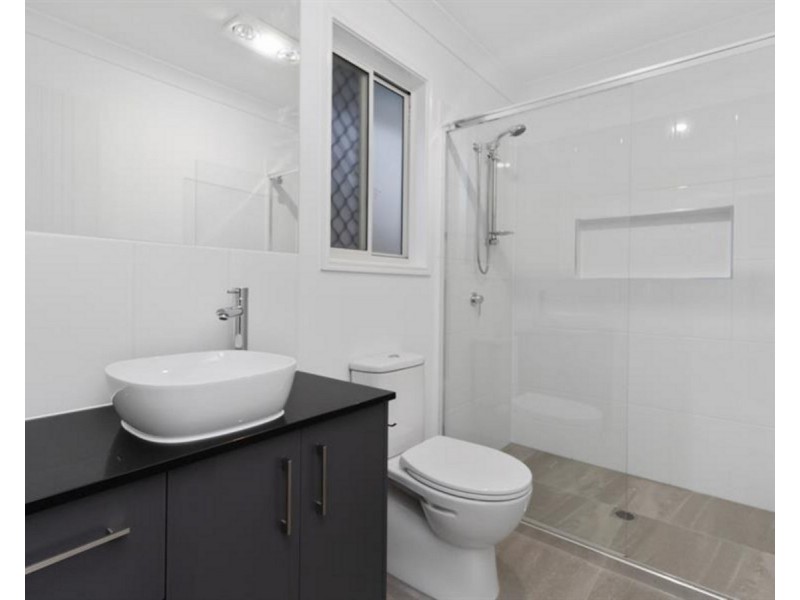 74 Bayswood Circuit, Redland Bay QLD 4165