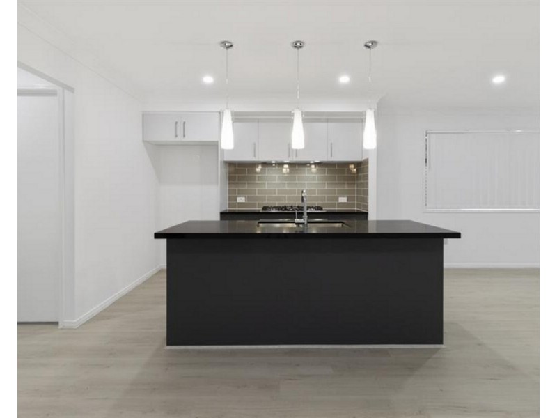 74 Bayswood Circuit, Redland Bay QLD 4165