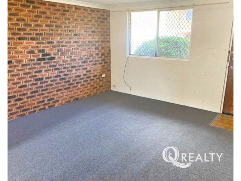 4/42 Defiance Road, Logan Central QLD 4114