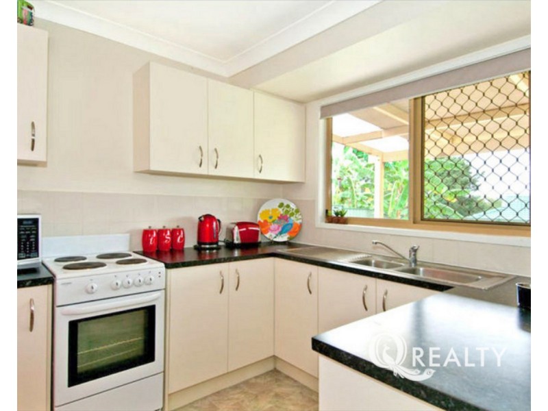 121 Haig Road, Loganlea QLD 4131