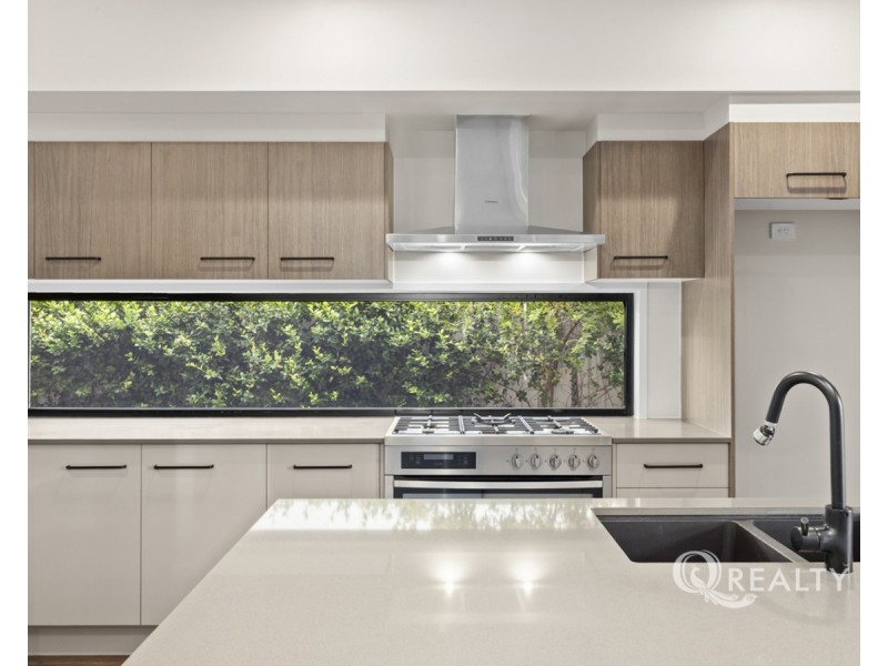 128 Greenview Avenue, South Ripley QLD 4306