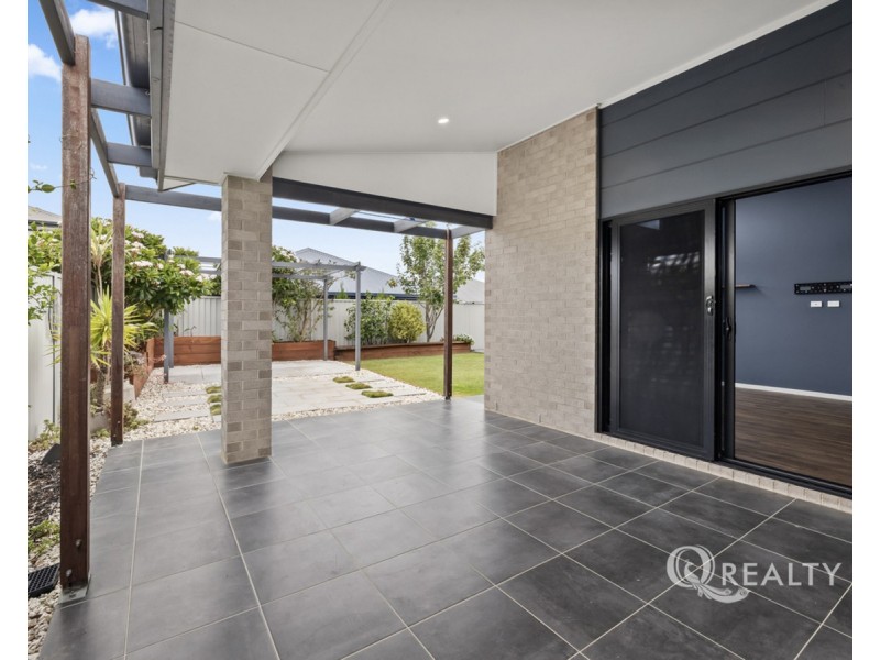 128 Greenview Avenue, South Ripley QLD 4306