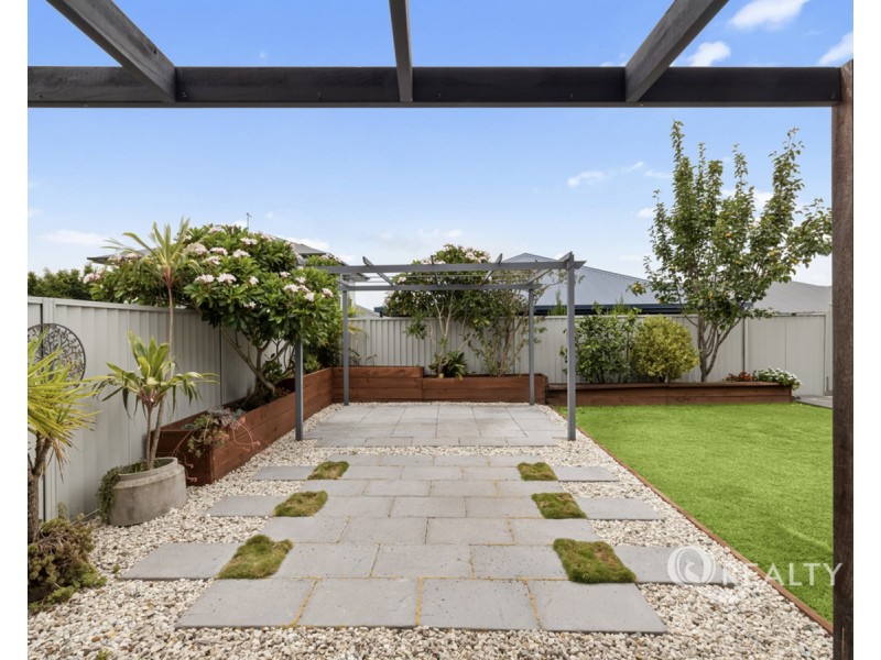 128 Greenview Avenue, South Ripley QLD 4306